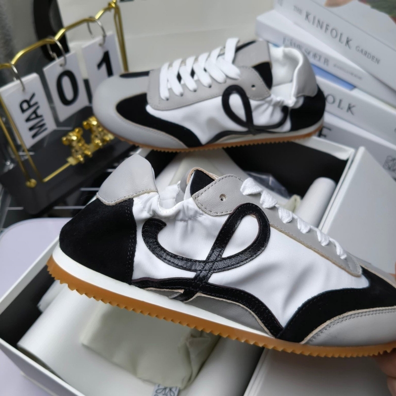 l*ew* sneakers